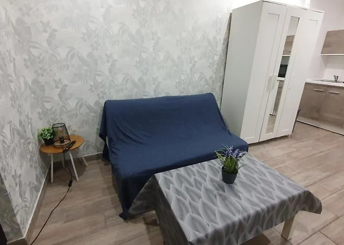 V18 Idéal Pro, Université, E Valley, Axes Auto Appartement